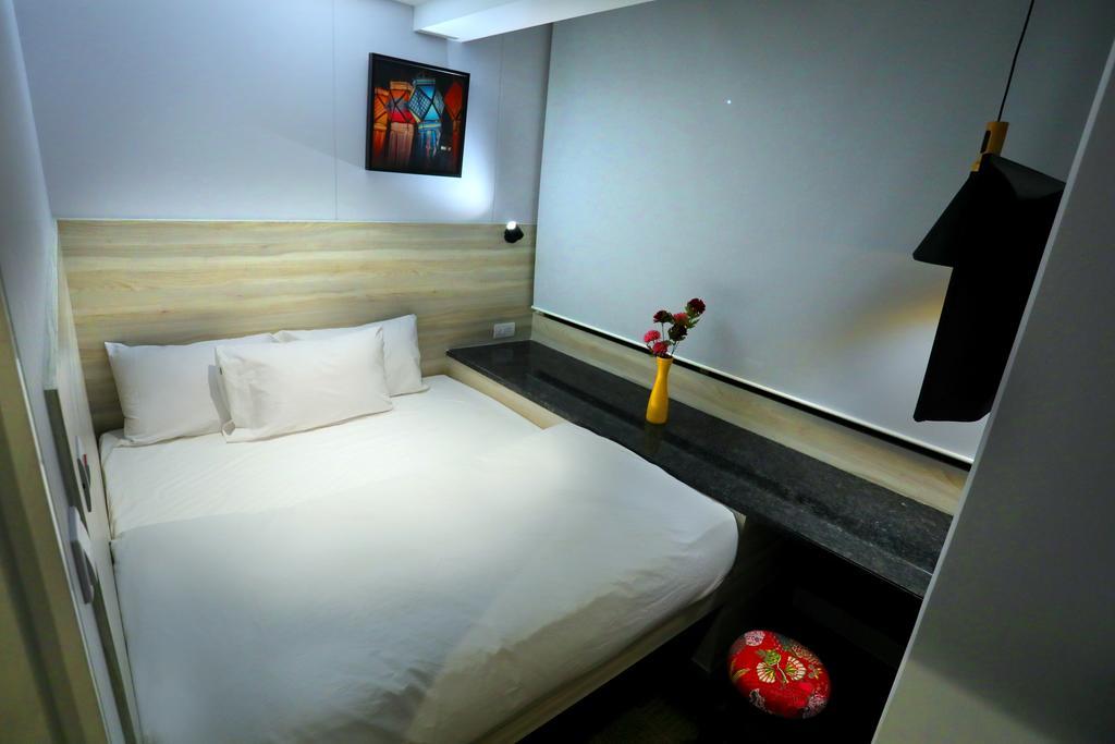 Urbanpod Hotel Мумбаи Экстерьер фото