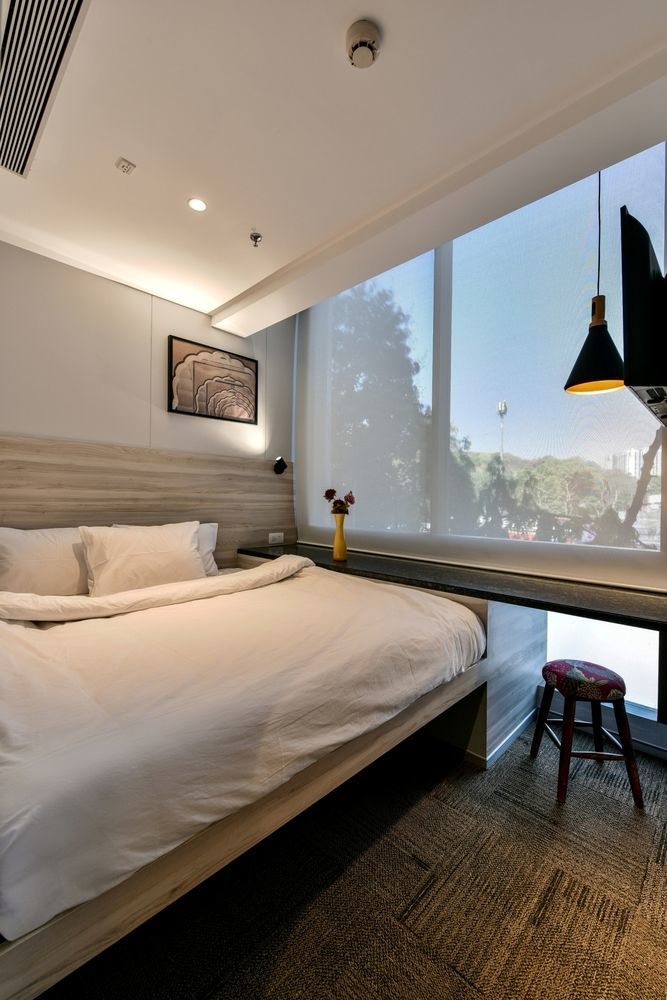 Urbanpod Hotel Мумбаи Экстерьер фото
